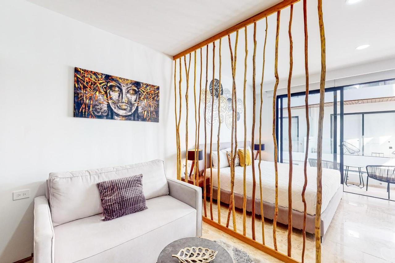 Menesse Midtown 2 Unit 208 Hotel Плая дел Кармен Екстериор снимка