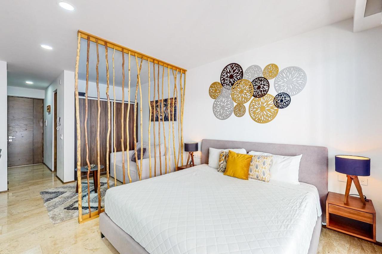 Menesse Midtown 2 Unit 208 Hotel Плая дел Кармен Екстериор снимка